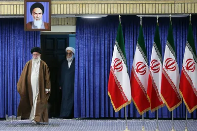 حضور حضرت آیت الله خامنه ای، رهبر معظم انقلاب پای صندوق اخذ رای