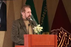 إیران: عرض المصحف المنسوب إلى خطّ الإمام الرضا (ع) في عشرة الكرامة
