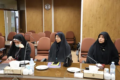 جلسه هم اندیشی داوران مسابقات اوقاف استان با مجیدی مهر، رییس مرکز امور قرآنی سازمان اوقاف