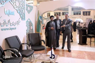 حضور حجت الاسلام سید مهدی حسینی در غرفه ایکنا در دهمین روز نمایشگاه قرآن کریم