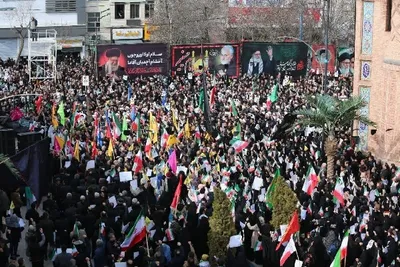 حماسه اردبیلی‌ها در سوگ رهبر شهید