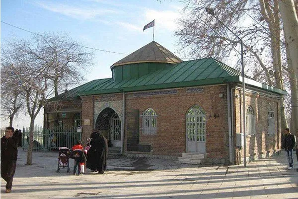 انعقاد تفاهم‌نامه همکاری بین دانشگاه علوم پزشکی ایران و آستان امامزادگان عینعلی و زینعلی