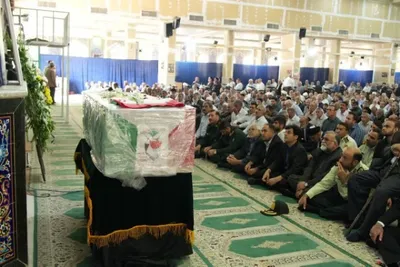 مراسم وداع با پیکر شهید «غلامرضا جمشیدی» در خرم‌آباد