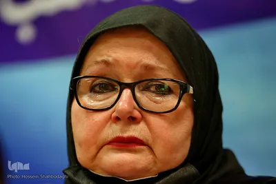 گریه بیسرا تورکوویچ به یاد کشته شدگان سربرنیتسا