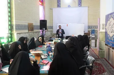 دوره تخصصی ارتقای حافظان قرآن کریم در سمنان