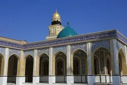 Səhabə Hani ibni Urvənin (ə) hərəminin qızılı qapısı restavrasiya olundu