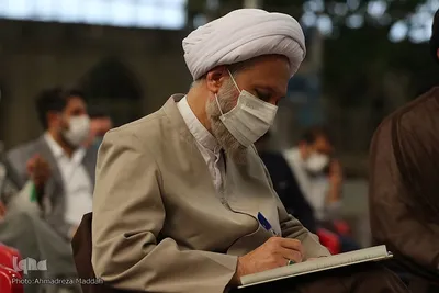 نشست صمیمی فعالان رسانه و فرهنگی با نماینده رهبر معظم انقلاب در فارس‎‎