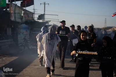 زائران پیاده امام رضا(ع)