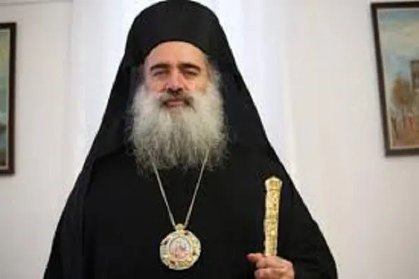 خبير سياسي: الشكوك موجودة حول محاولة اغتيال المطران عطا الله حنا
