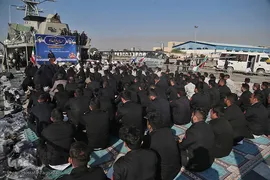 محفل انس با قرآن کاروان قرآنی انقلاب بر عرشه ناو شکن سهند نیروی دریایی ارتش