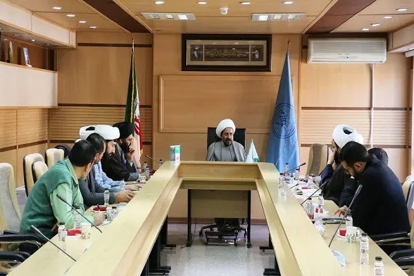 اعتکاف دانش‌آموزی با مدیریت فرهنگی حلقه‌محور برگزار شود