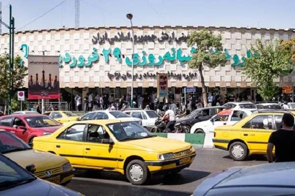 احداث داروخانه موقت کرونایی در مجاورت داروخانه ۲۹ فروردین