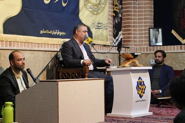 جهان‌بینی متعالی نتیجه قرآن‌خوانی و قرآن‌دانی است