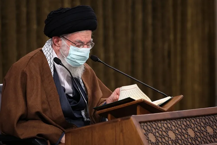 غرور و انفعال؛ دو راهبرد شیطان برای انحراف انسان