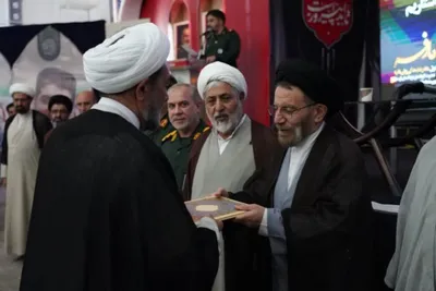 مراسم تکریم و معارفه مسئول جدید دفتر نمایندگی ولی فقیه در سپاه حضرت ابوالفضل(ع) لرستان