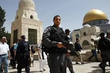 La scorsa settimana quasi 900 coloni hanno invaso la moschea di Al-Aqsa