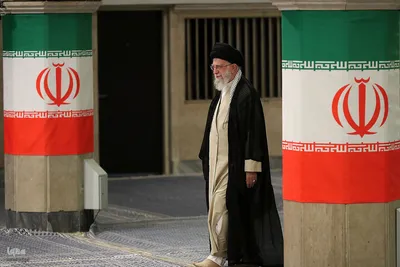 حضور رهبر معظم انقلاب در پای صندوق رأی انتخابات ریاست جمهوری