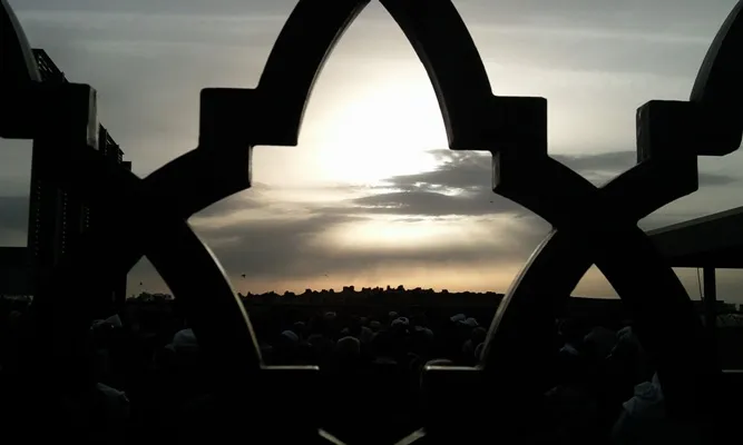 ظلمی که در حق امام حسن(ع) می کنیم/درس هایی که از صلح حسنی نگرفتیم!