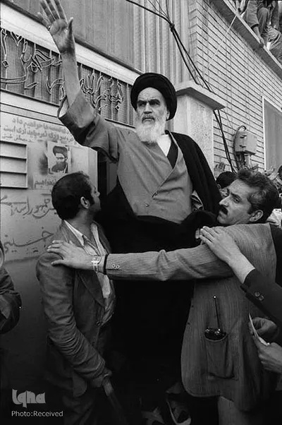 روزهای پیروزی انقلاب