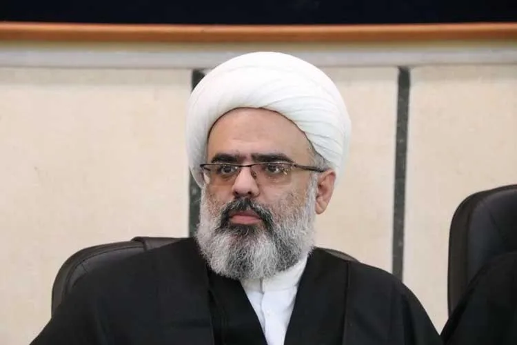 جامعه روحانیت فراجناحی عمل کند