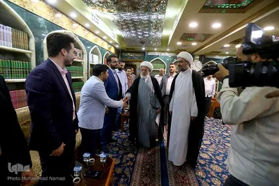 دیدار متولی شرعی حرم حسینی با داوران و متسابقان جایزه کربلا
