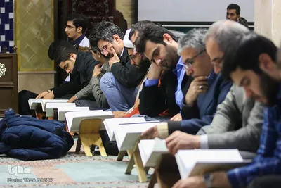 محفل انس با قرآن کریم – دانشگاه اراک/عکاس:طاها نظیری