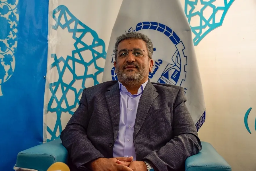 ۱۰۰ درصد زندانیان چهارمحال‌وبختیاری تحت پوشش برنامه‌های قرآنی هستند