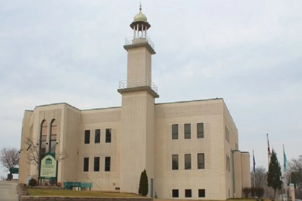 Wisconsin Senators Urge Ban on Closure of Places of Worship during Health Emergencies