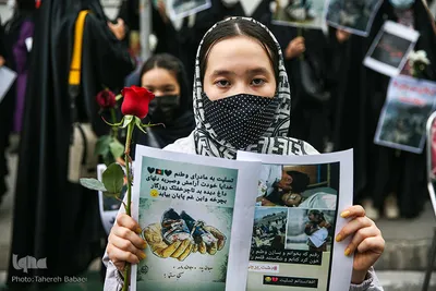 Studenten verurteilen Terroranschlag auf Mädchenschule in Kabul