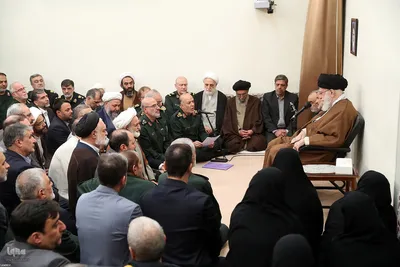دیدار دست اندرکاران برگزاری کنگره بزرگداشت ۲۴ هزار شهید استان اصفهان با رهبرمعظم انقلاب