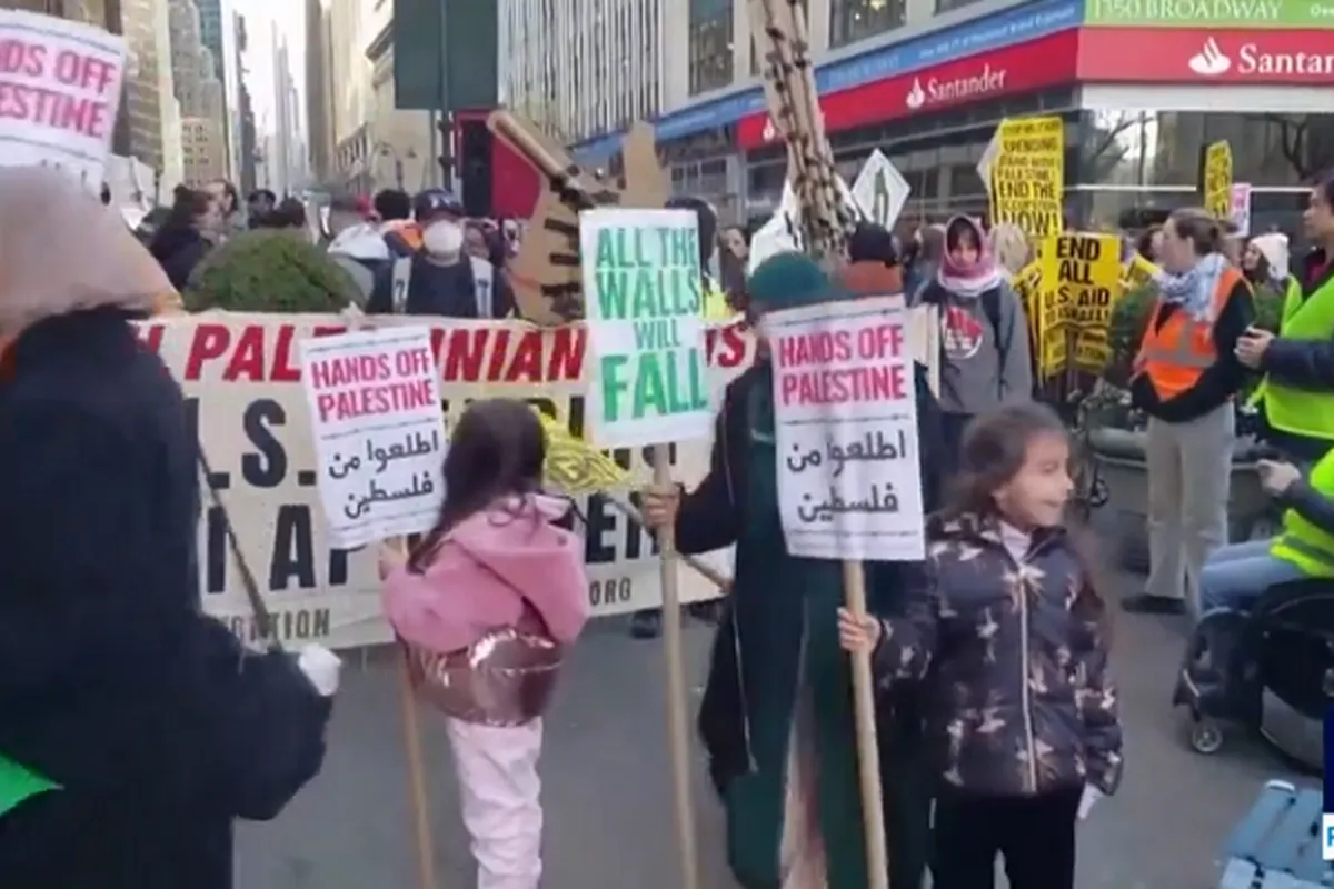 New York Demonstrators Keep Demanding Gaza Ceasefire   
