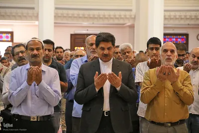 اقامه نماز عید قربان در حرم شاهچراغ(ع)