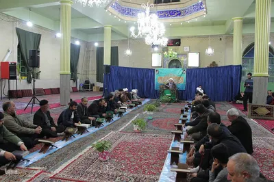 کرسی تلاوت قرآن در روستای گوراب ملایر