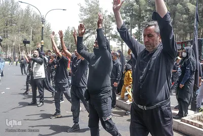 عزاداری و نماز ظهر عاشورا در بیرجند