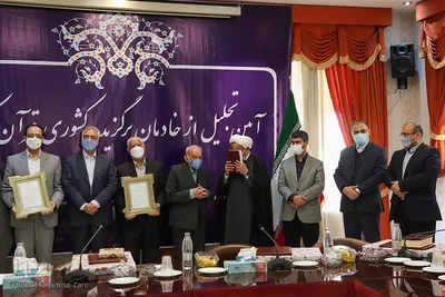 آیین تجلیل از خادمان برگزیده کشوری قرآن خراسان رضوی