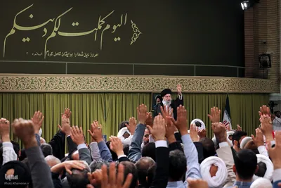 دیدار هزاران نفر از اقشار مختلف مردم در روز عید غدیر