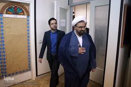
بازدید حجت‌الاسلام والمسلمین حبیب رضا ارزانی، دبیر ستاد عالی کانونهای فرهنگی و هنری مساجد کشور از تحریریه ایکنا