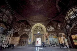 ⁨بقعه امامزاده اسماعیل اصفهان⁩