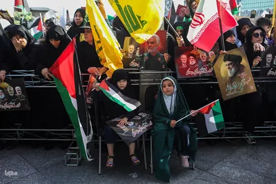 تجمع بزرگ مردم تهران برای اعلام حمایت از اجرای عملیات «وعده صادق ۲»