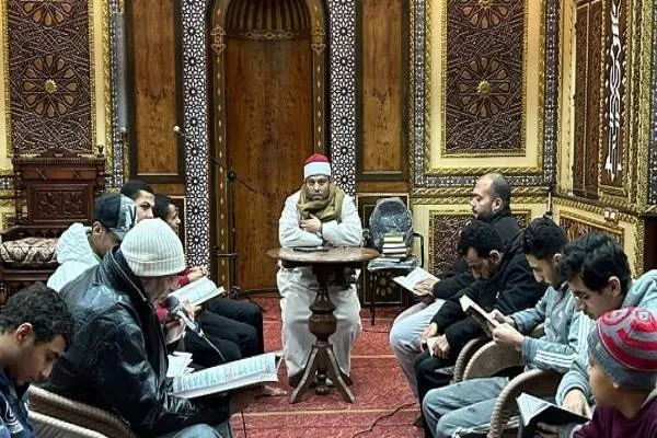 مساجد؛ پیشگام برنامه‌های آموزشی قرآنی در مصر