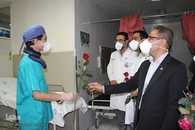 تجلیل از کادر پزشکی بیمارستان نمازی شیراز