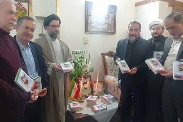 «شاخه طوبی» زندگی‌نامه شهید طبرسا در گرگان رونمایی شد
