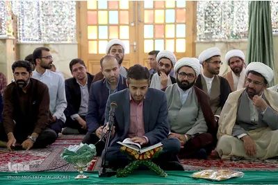 غبار روبی حرم مطهر امامزاده حسن(ع)