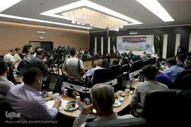 همایش « آمریکا و جنایت های قرن»