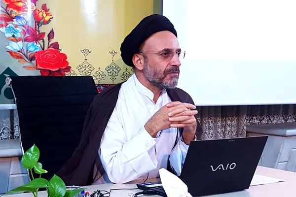 قدسیت در مقام حیرت درک می‌شود / دعوت قرآن به شگفت‌زده شدن