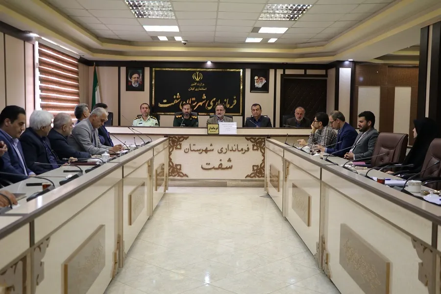 مدیران تکریم خانواده شهدا را در اولویت قرار دهند