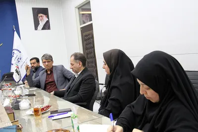 میزگرد ایکنا یزد به مناسبت هفته قرآن، عترت و نماز در مدارس‎