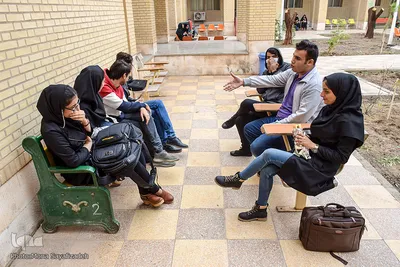 مباحثات دانشجویی