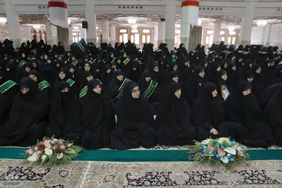 خطبه‌خوانی روز میلاد کریمه اهل بیت(س)