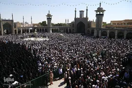 مراسم تشییع پیکر شهید آیت‌الله سلیمانی در شهر مقدس قم